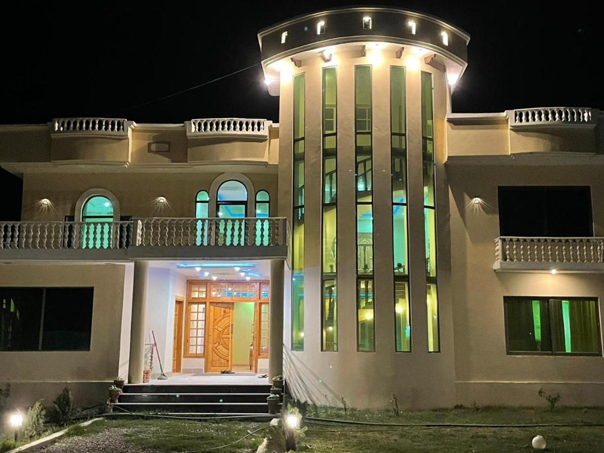 Skardu Saraye Hotel & Resort Eksteriør bilde
