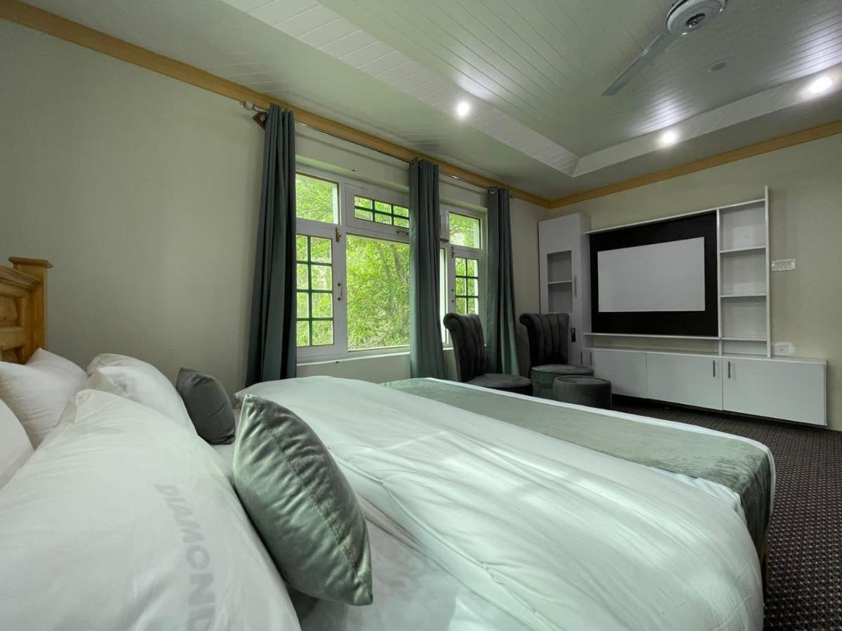 Skardu Saraye Hotel & Resort Eksteriør bilde