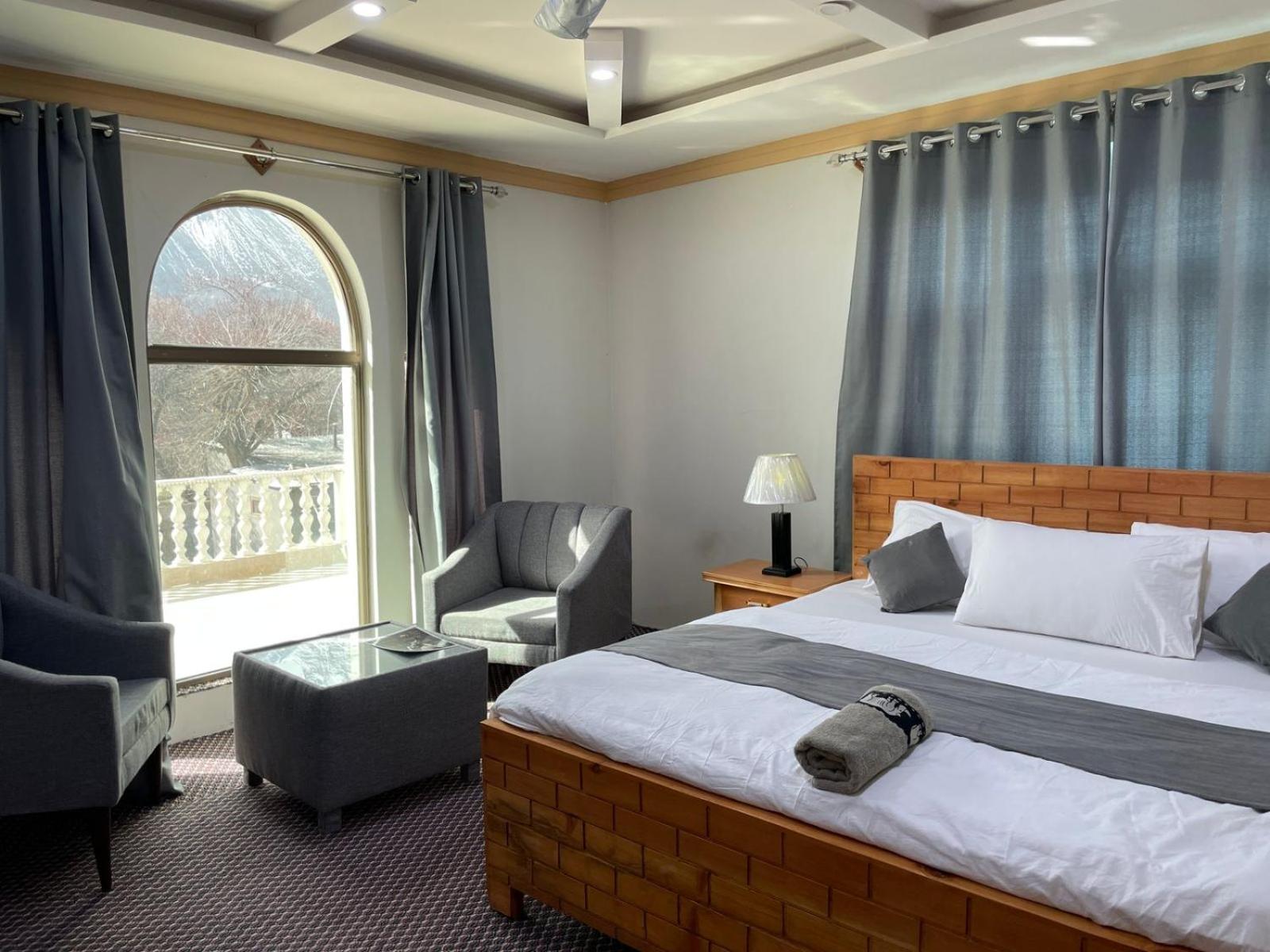 Skardu Saraye Hotel & Resort Eksteriør bilde