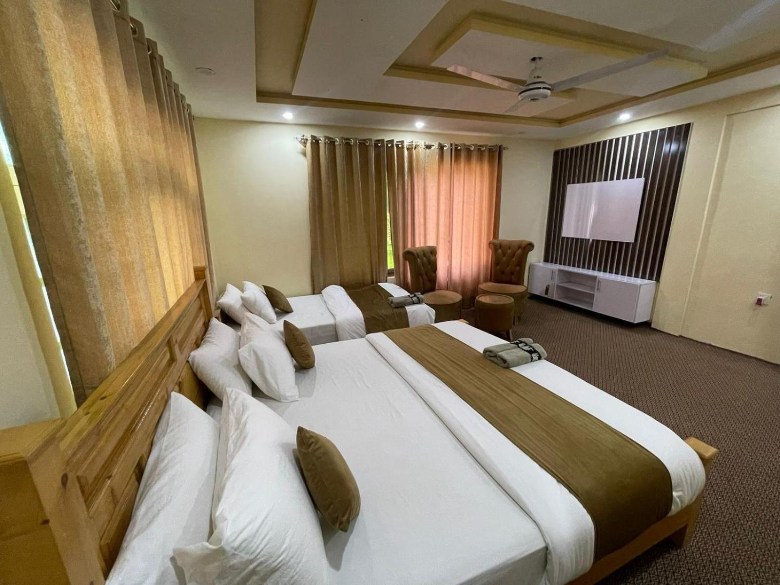 Skardu Saraye Hotel & Resort Eksteriør bilde