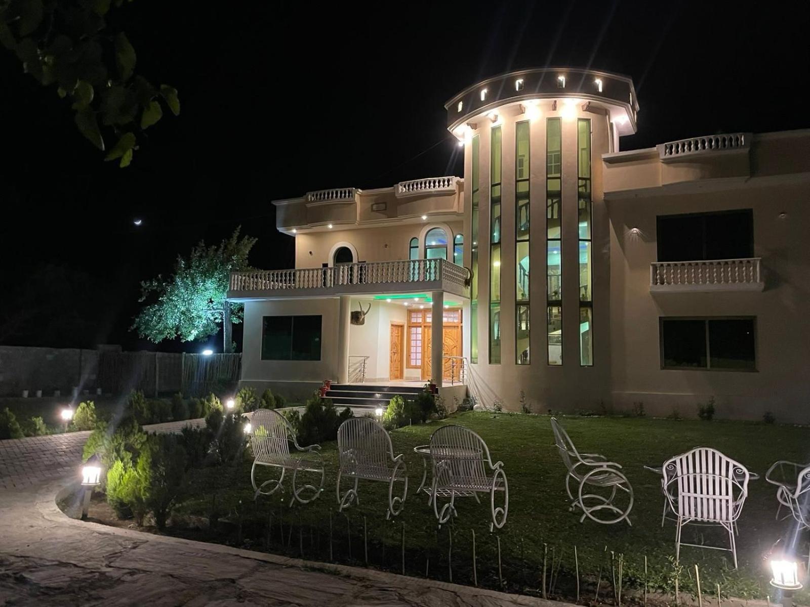 Skardu Saraye Hotel & Resort Eksteriør bilde
